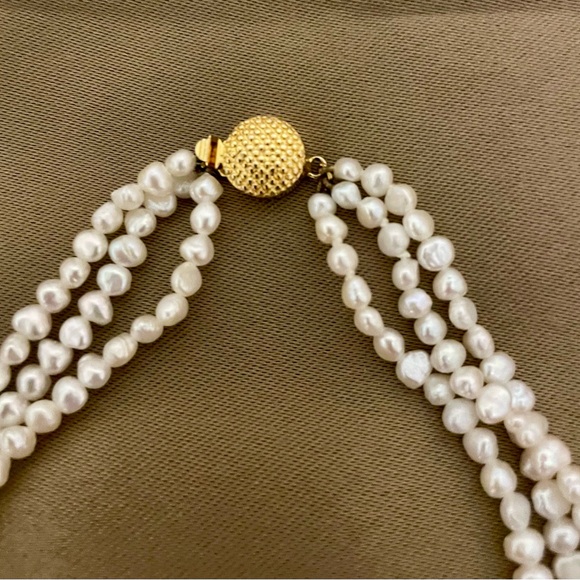 Multi-Strand Freshwater Rice Pearl Necklace - Picture 4 of 7